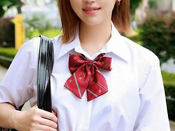 [マジックミラー号]【MM号】謝礼金とチンポの誘惑に堕ちるロリ顔の女子校生！制服や顔にザーメンぶっかけられた即ハボな美少女ｗ【素人JKモノ】