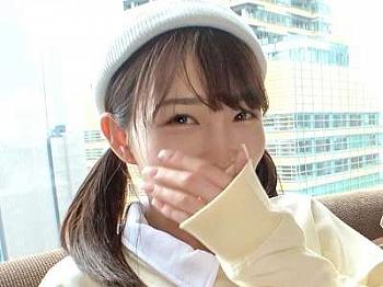 [素人ナンパ]【アイドル級×素人】潮吹きお漏らしやザーメン顔射ぶっかけセックスしておさげヘアの激カワ美人JDがスケベな展開！